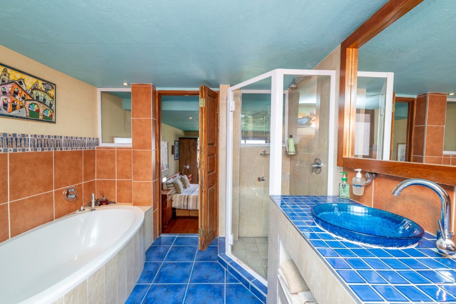 4 Bedroom Property for Sale in Gordons Bay Western Cape